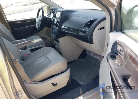 2012 Chrysler Town & Country Touring-L from USA, damaged, VIN 2C4RC1CG2CR362452